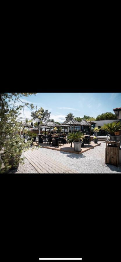 Camping 4 Etoiles Le Bosc Saint Cyrpien Mobil Home Exterior photo